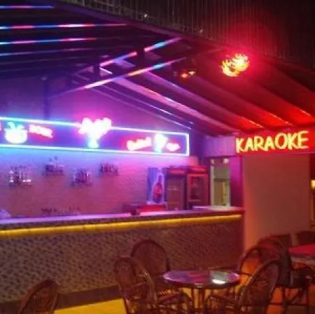 Sun Apart Hotel * מרמריס