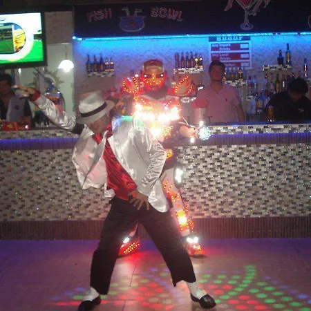 Sun Apart Hotel מרמריס