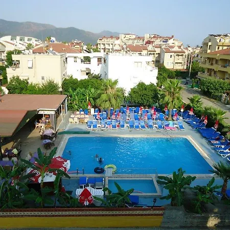 Sun Apart Hotel 아파트 말마리스